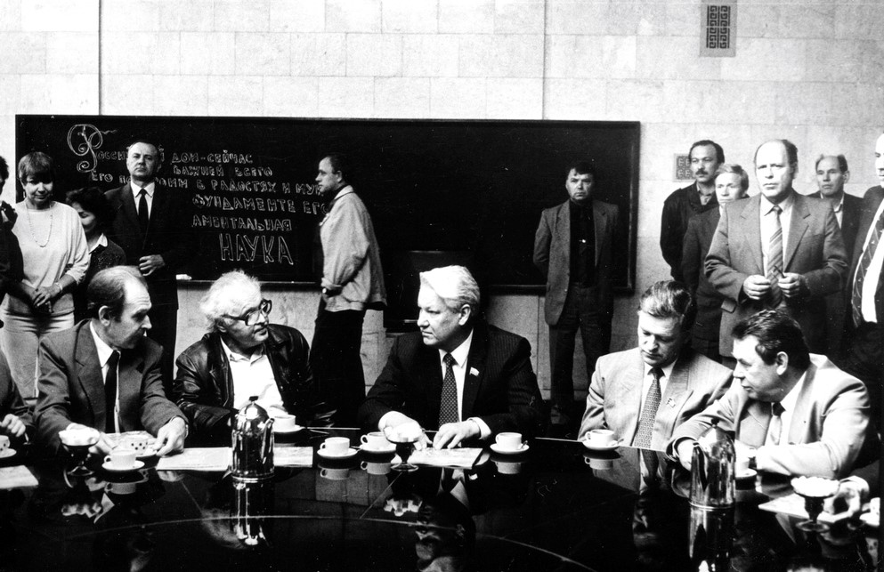 Б.Н. Ельцин и Муха.jpg